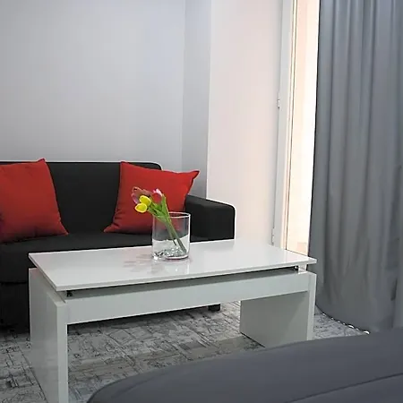 Hotel Smart-tech Plaza 2*