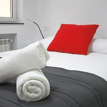 Smart-tech Plaza Hotel 2*